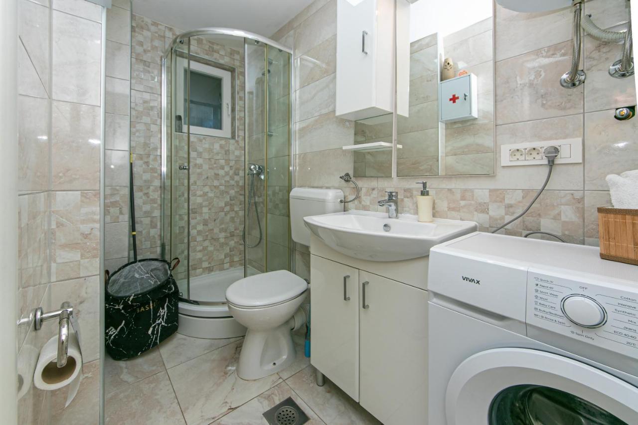 Apartments By The Sea Podaca, Makarska - 13069 Buitenkant foto
